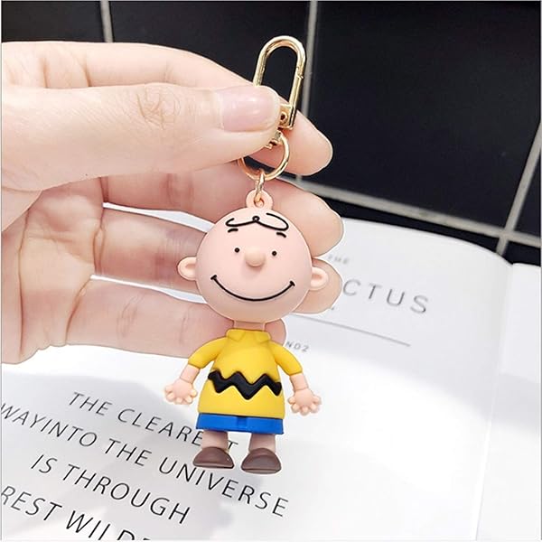 Amazon.co.jp: キーホルダー 伸びる チャーリー・ブラウンの