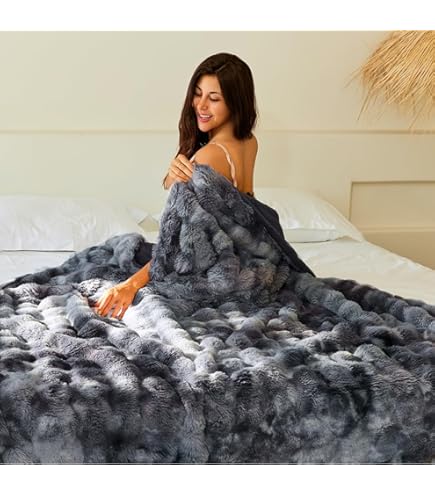 Amazon｜ヨシオ トラック用24V 通電式電気毛布 ぬくぬくブランケットEX