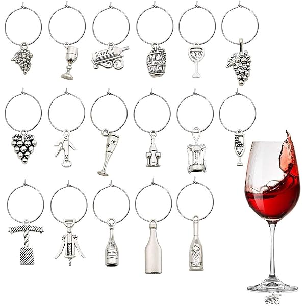 クリスマスワイングラスマーカー紙 赤、緑10枚 クリスマスワイングラスマーカー紙 赤、緑10枚 - メルカリ