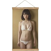吉岡里帆さん　アクリルスタンド　ビキニ 吉岡里帆さん アクリルスタンド 水着 - メルカリ