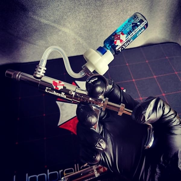 Amazon.co.jp: 「バイオハザード/アンブレラ社 キーホルダー
