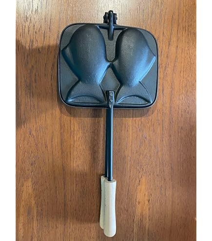 Amazon.co.jp: 岩鋳 Iwachu たいやき器 黒焼付 (たい12×6.5cm) 直火用