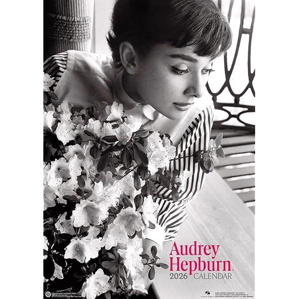 AUDREY HEPBURN オードリー・ヘプバーン |本 | 通販 | Amazon