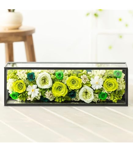 Amazon｜レインボープリザーブドフラワー ボックスサイズ8.4×8.4×H6cm