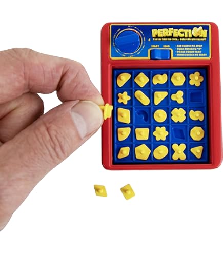 Amazon | WORLD'S SMALLEST ガンビー ミニチュア フィギュア