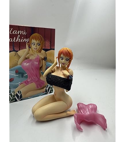 Amazon | ワンピース CREATOR x CREATOR NAMI 白ビキニ 約130mm