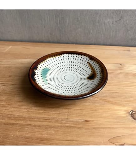 Amazon | 小石原焼 とびかんな 皿 裏に刻印あり | ノーブランド品