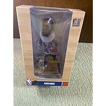 Amazon.co.jp: NBA ボブルヘッド レブロンジェームズパープルジャージ 