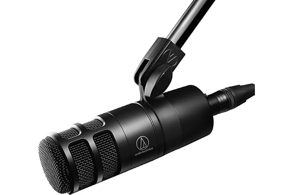 オーディオテクニカ AT2040 ダイナミックマイク XLR 超単一指向性 配信 ブラック | ポップフィルター内蔵 レコーディング 宅録 DTM 動画配信 ポッドキャスト 実況 ゲーミング オーディオブック 【国内正規品】