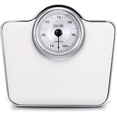 Amazon Co Jp 体重計アナログ白 アナログ体重計おしゃれ レトロ オールスチールボディ 人工皮革スケールサーフェス 大型ディスプレイダイヤル 容量136 Kg ホワイト ホーム キッチン