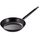 遠藤商事 TKG 鉄フライパン 28cm 内径×深さ(mm)280×50底径(mm)195板厚(mm)2.3 質量(kg)1.56 IH対応 厚板黒皮仕様で均一な熱伝導と高い熱保持能力を発揮 体に嬉しい鉄分補給 made in燕三条 業務用 AHL2