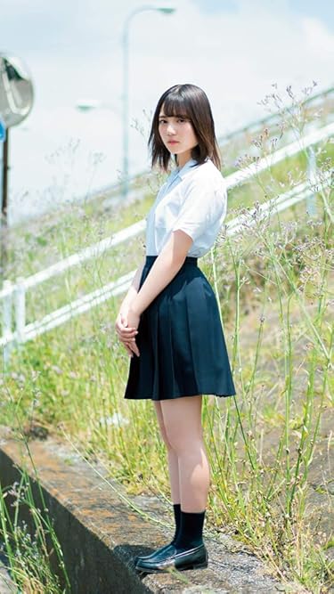 女性アイドルグループ - 小坂菜緒 (制服)