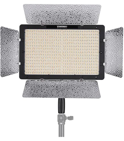 Amazon | Yongnuo YN-900 LEDビデオライト900球のLEDを搭載 カメラ