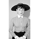 オードリー・ヘプバーン QHD(540×960)壁紙 オードリー・ヘプバーン 2017年 カレンダー オードリー・ヘプバーン QHD(540×960)壁紙 オードリー・ヘプバーン 2017年 カレンダー