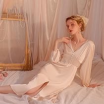 優雅な眠りへ誘う HERMES Knit Nightgown ナイトガウンドレス 優雅な眠りへ誘う HERMES Knit Nightgown ナイトガウンドレス