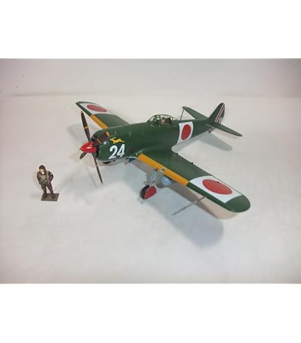 Amazon | 完成品 紫電改 日本海軍戦闘機 サイズ48分の1
