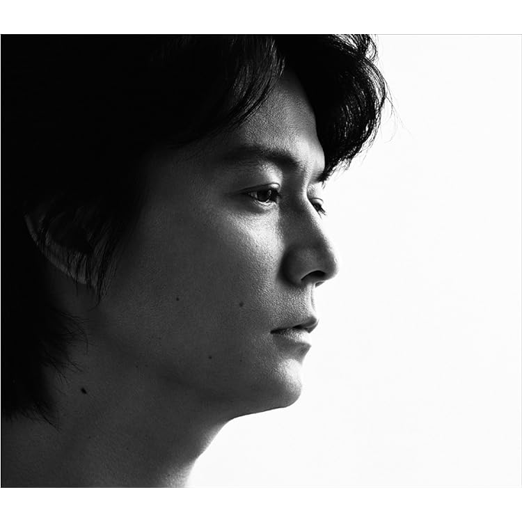 Amazon.co.jp: HUMAN (初回限定盤) - 福山雅治 (グッズ付盤): ミュージック