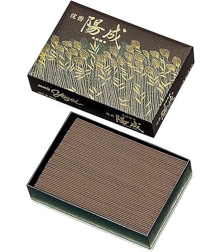 Amazon｜香木 大極上 シャム沈香 刻み 50g 玉初堂 0435｜線香