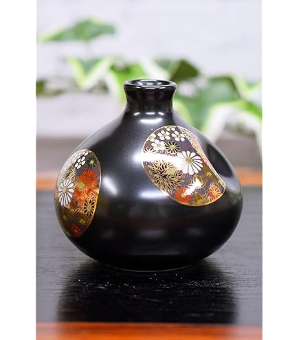 Amazon.co.jp: 九谷庄三洞 作家 武腰一憲 九谷焼 9号 花器 色絵