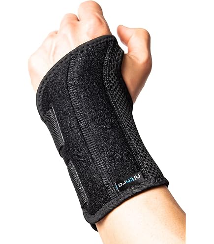 Amazon | [Capprecier] 手首サポーター 固定 金属プレート内蔵 腱鞘炎