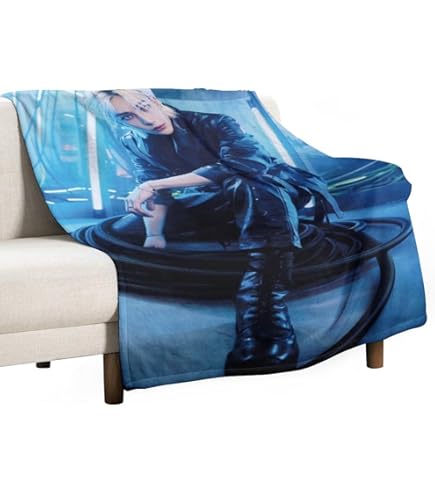 Amazon.co.jp: ブランケット(blanket) Straykids ヒョンジン