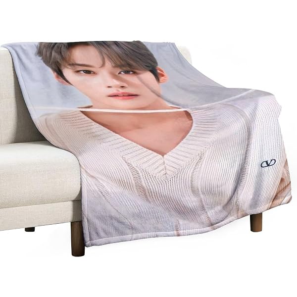 Amazon｜Stray Kids ストレイキッズ バンチャン リノ チャンビン 
