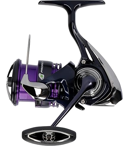 Amazon | ダイワ(DAIWA) スピニングリール レガリス LT 2000 | ダイワ