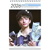 Amazon.co.jp: ヒョンジン グッズ 卓上 カレンダー (写真集 カレンダー