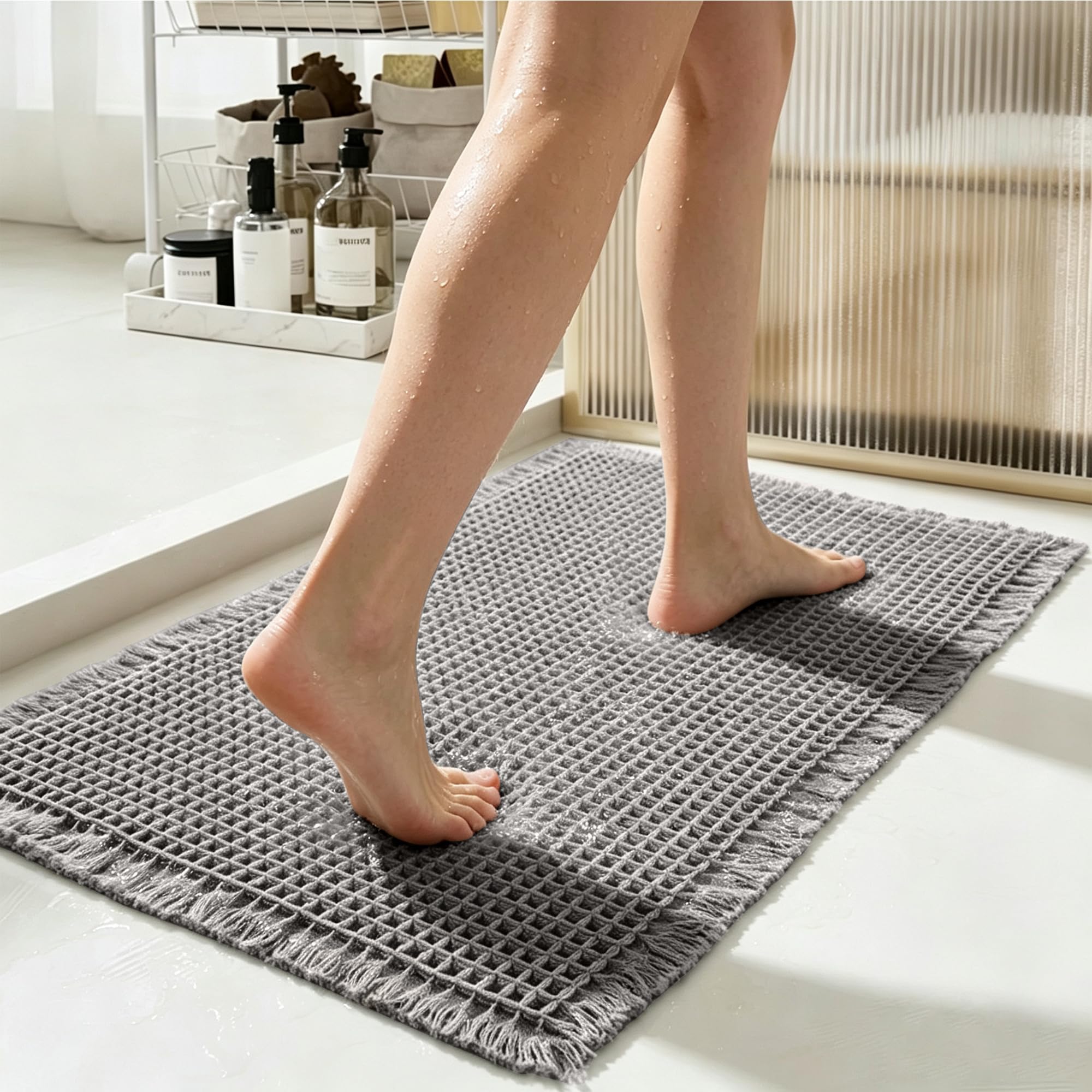 バスマット 洗える Anjeri お風呂マット バスタブトレー トイレマット 速乾 吸水 足拭きマット ワッフル織 北欧 滑り止め付き 厚手 サラサラ 洗面所 浴室 バス用品 (グレー 43*61cm)