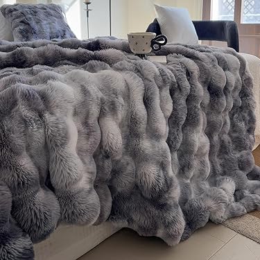 Amazon.co.jp 最新リリース: ブランケット・毛布 の新着ランキングです。