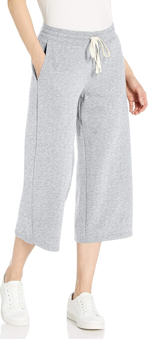 Amazon Essentials Women's French Terry 