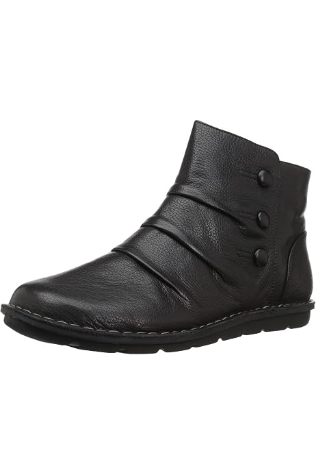Clarks Women's Andie Go Ankle Boot 