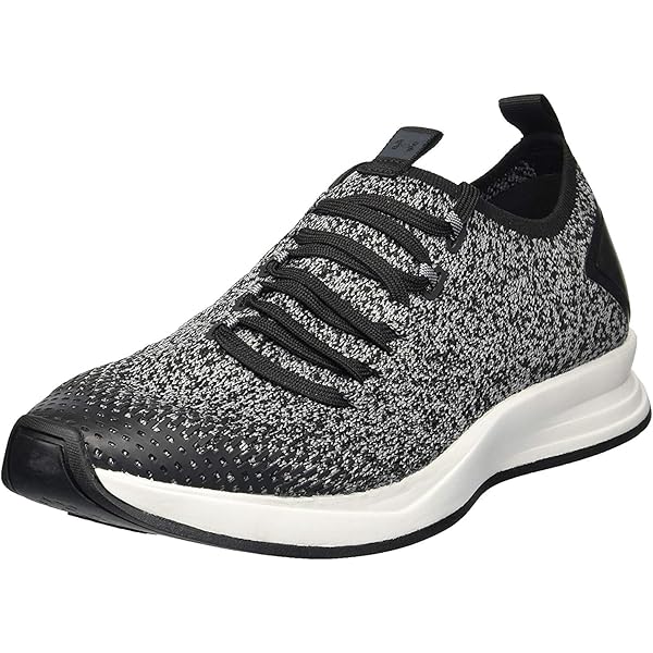 Amazon | Under Armour Women's Breathe Lace Sneaker | UNDER ARMOUR