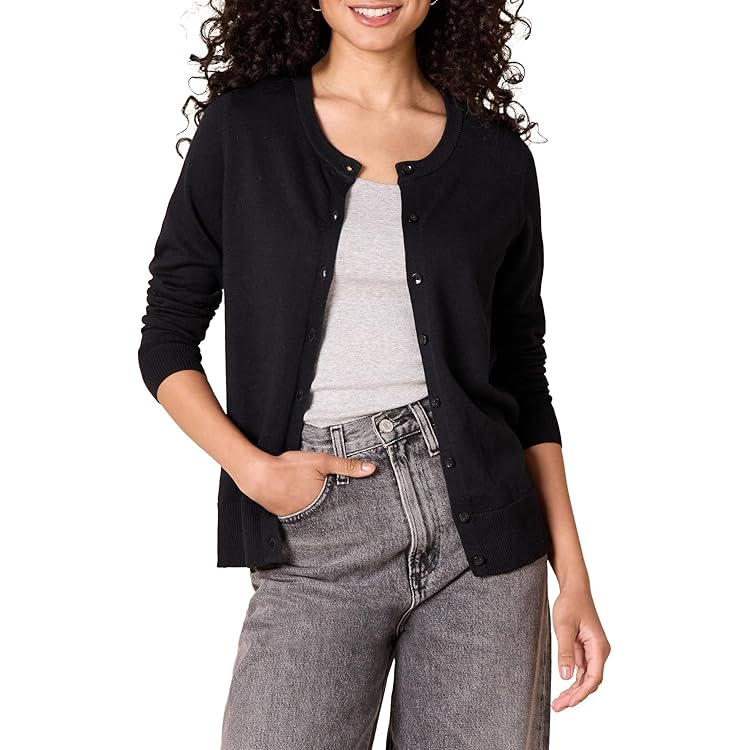 Bowknot Brooch Button Up Crop Knit Cardigan In White