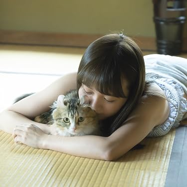 女性声優 - 畳の上で猫をモフる