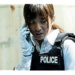 木村文乃 HD(1440×1280) 『石の繭』如月塔子 防弾チョッキ着用で電話中 木村文乃 HD(1440×1280) 『石の繭』如月塔子 防弾チョッキ着用で電話中