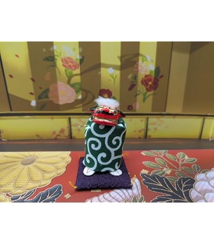 Amazon.co.jp: 木彫 獅子頭 横山一夢作 木製 獅子 置物 共箱 説明書