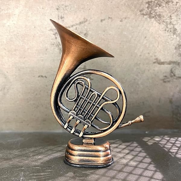 Amazon.co.jp: BABYMONSTER 公式グッズ ホルン ぬいぐるみ キーリング