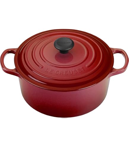 LE CREUSET Cerise 23cm と27cm ラウンドプレート 8枚 LE CREUSET Cerise 23cm と27cm ラウンドプレート 8枚 - メルカリ