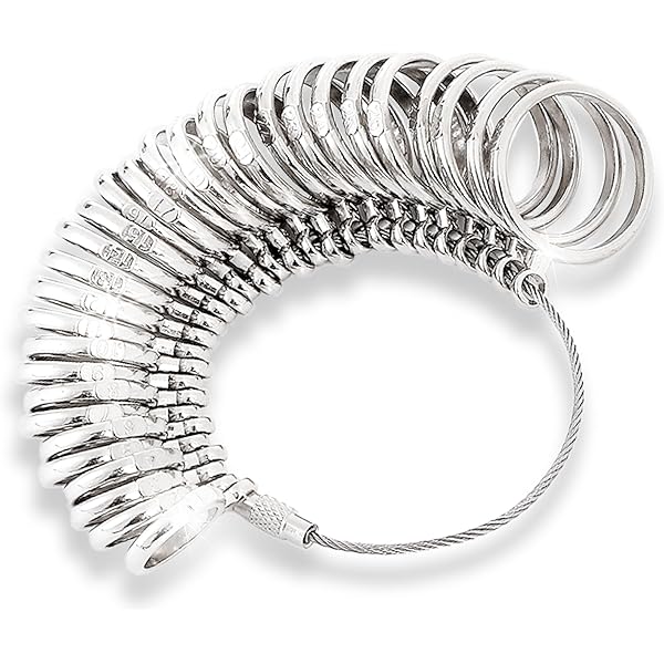 GUCCI シルバーリング ロゴ入り　20号 Amazon.co.jp: [グッチ] Gucci シルバー リング ロゴ GUS-163179