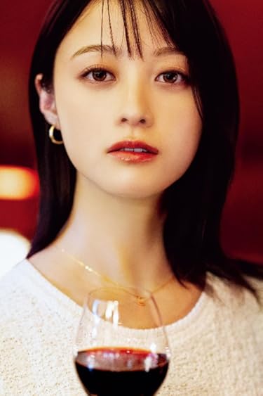 橋本環奈  iPhone/Androidスマホ壁紙(640×960)-1 - 東京カレンダー 2026年 4月号