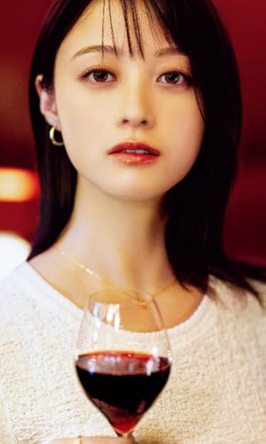 橋本環奈  iPhone/Androidスマホ壁紙(480×800)-1 - 東京カレンダー 2026年 4月号