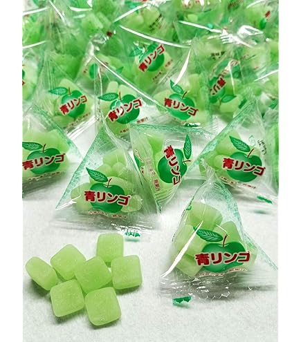Amazon.co.jp: 共親製菓 青りんご餅12粒 20個入 : 食品・飲料・お酒