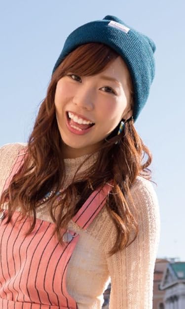 女性声優 - 楠田亜衣奈ファーストソロ写真集「くすくすくっすん」