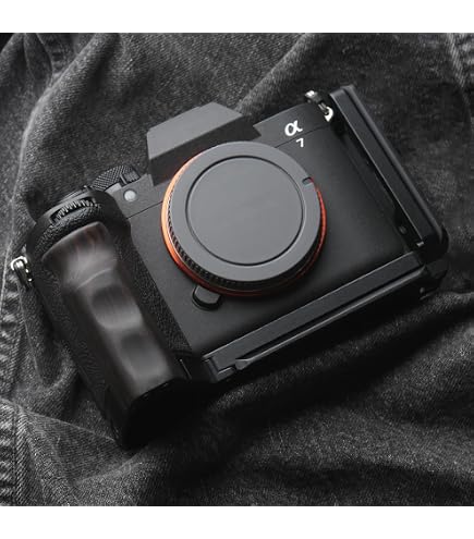 Amazon | Iborrys 高級 カメラグリップ 、対応 Sony ソニー A7M5 α7V