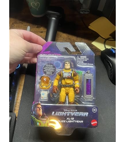 Amazon.co.jp: バズ・ライトイヤー ディズニー ピクサー ライトイヤー