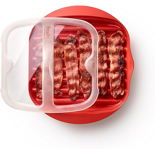 Lekue Microwave Bacon Maker/Cooker with Lid, Red