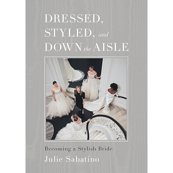 The Wedding Dress: 300 Years of Bridal Fashions: 300 Years