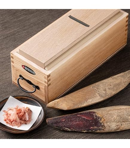 Amazon | 滝沢製作所 最高級 替刃式鰹節削り器 匠(替刃付） | 滝沢