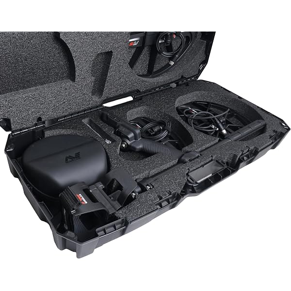 thumbnail image 2 of Minelab Large Black Padded Detector Carry Bag – 54" – Fits Most Models, 3011-0277 2 of 2